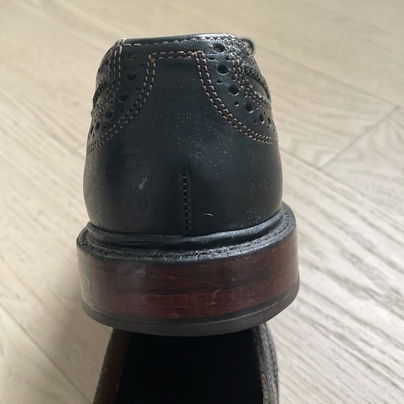 Allen Edmonds Men’s Newmok Size US 9 D Black Leather Wingtip Oxford Dress Shoes - Picture 4 of 5